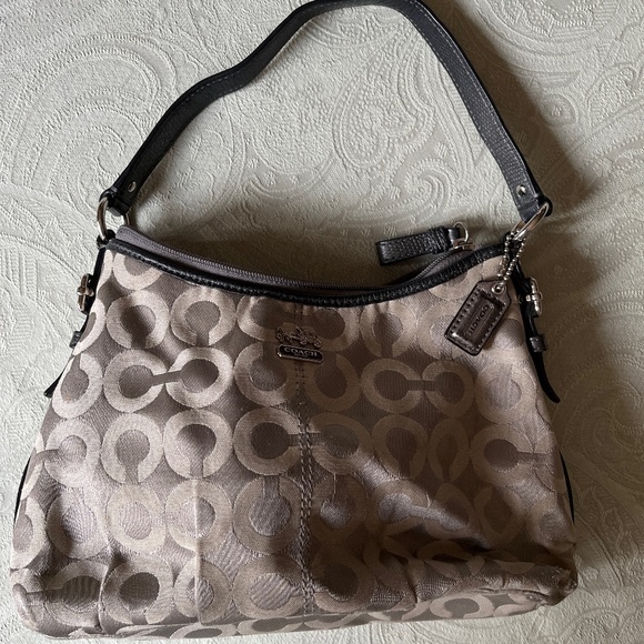 Coach handbag - Picture 1 of 3